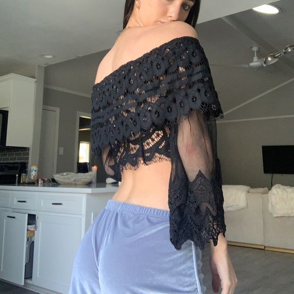black LF off the shoulder lace top - Picture 3 of 3